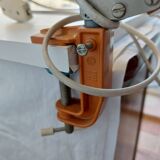 Lampe d'atelier industrielle articulée
