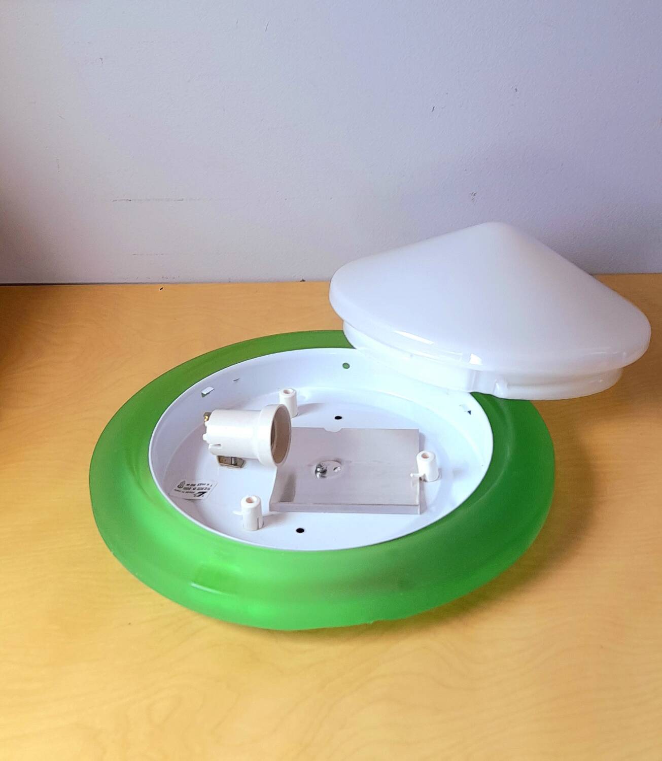 Glass and opaline wall light, 1970.