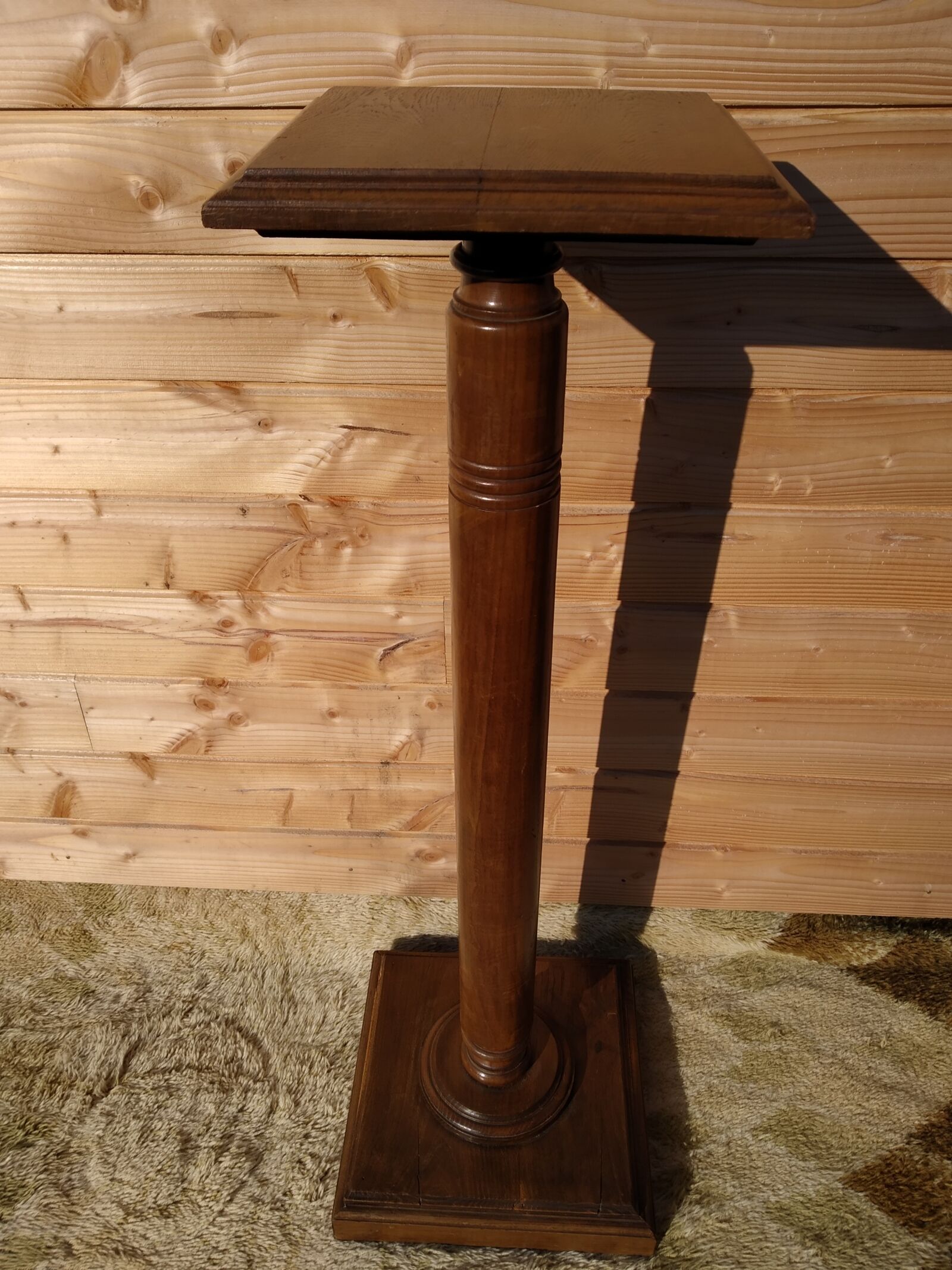 Solid oak sellette