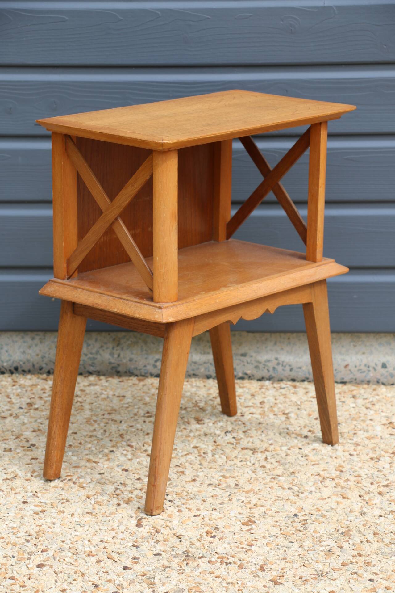 Crossed lattice bedside table veneered in oak