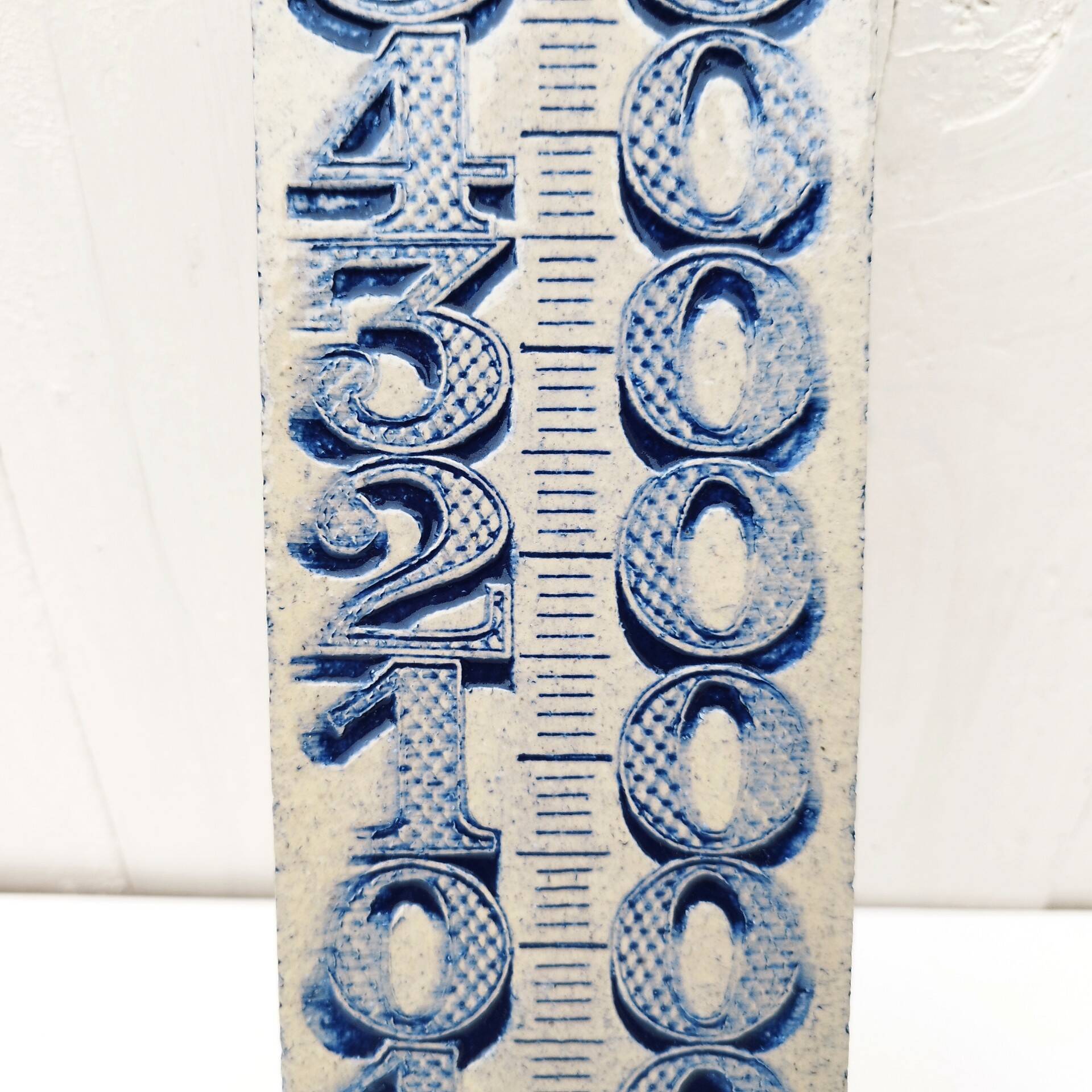 Roger Capron ceramic thermometer plate