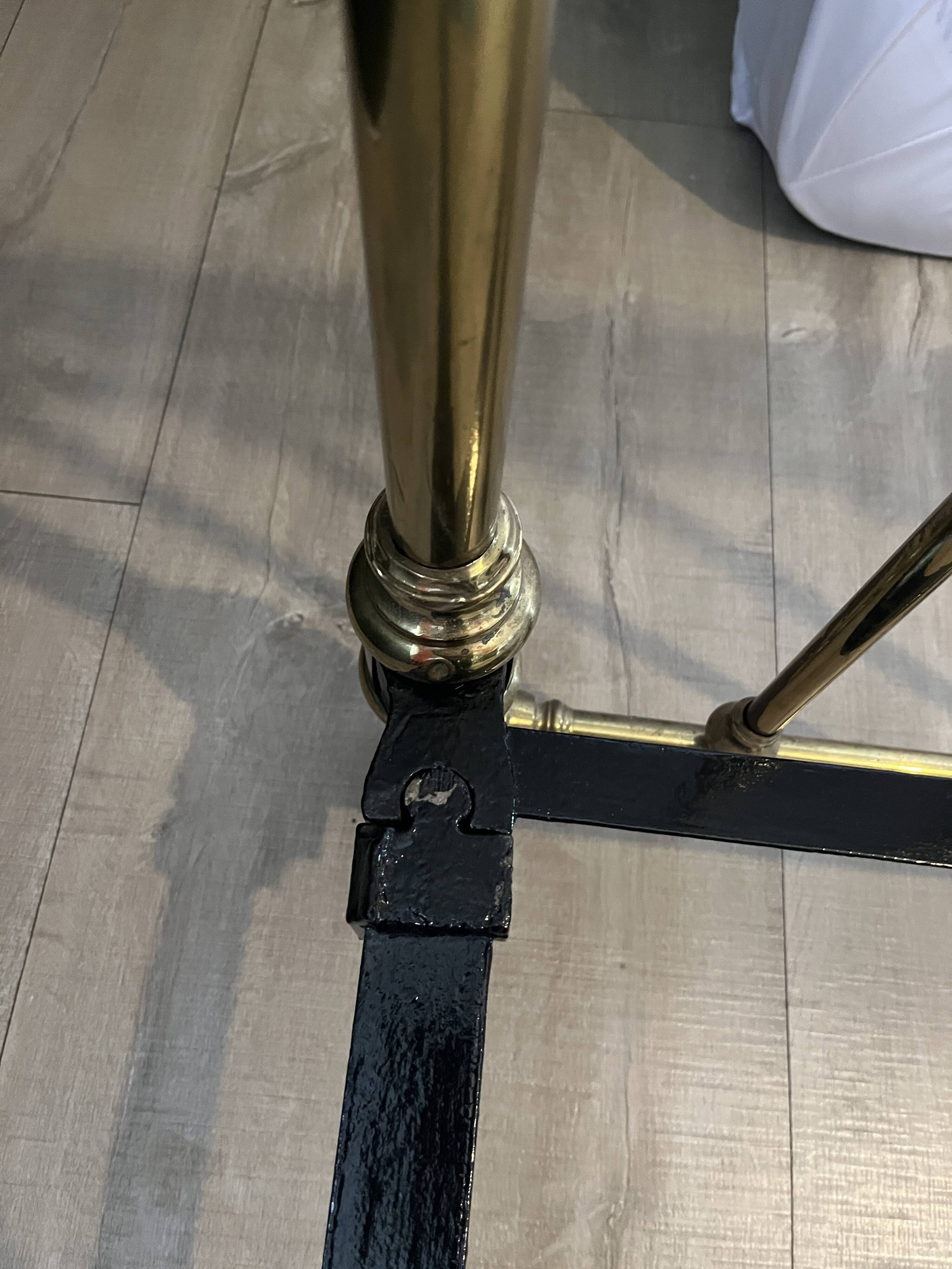 Cadre de lit en laiton