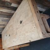Carpenter's workbench
