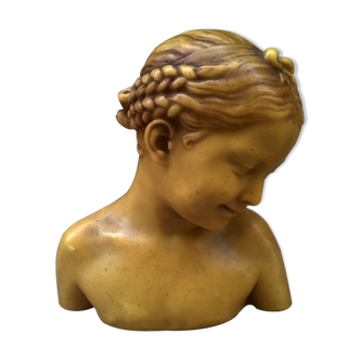 Bust of young old woman