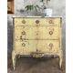 Commode patinée