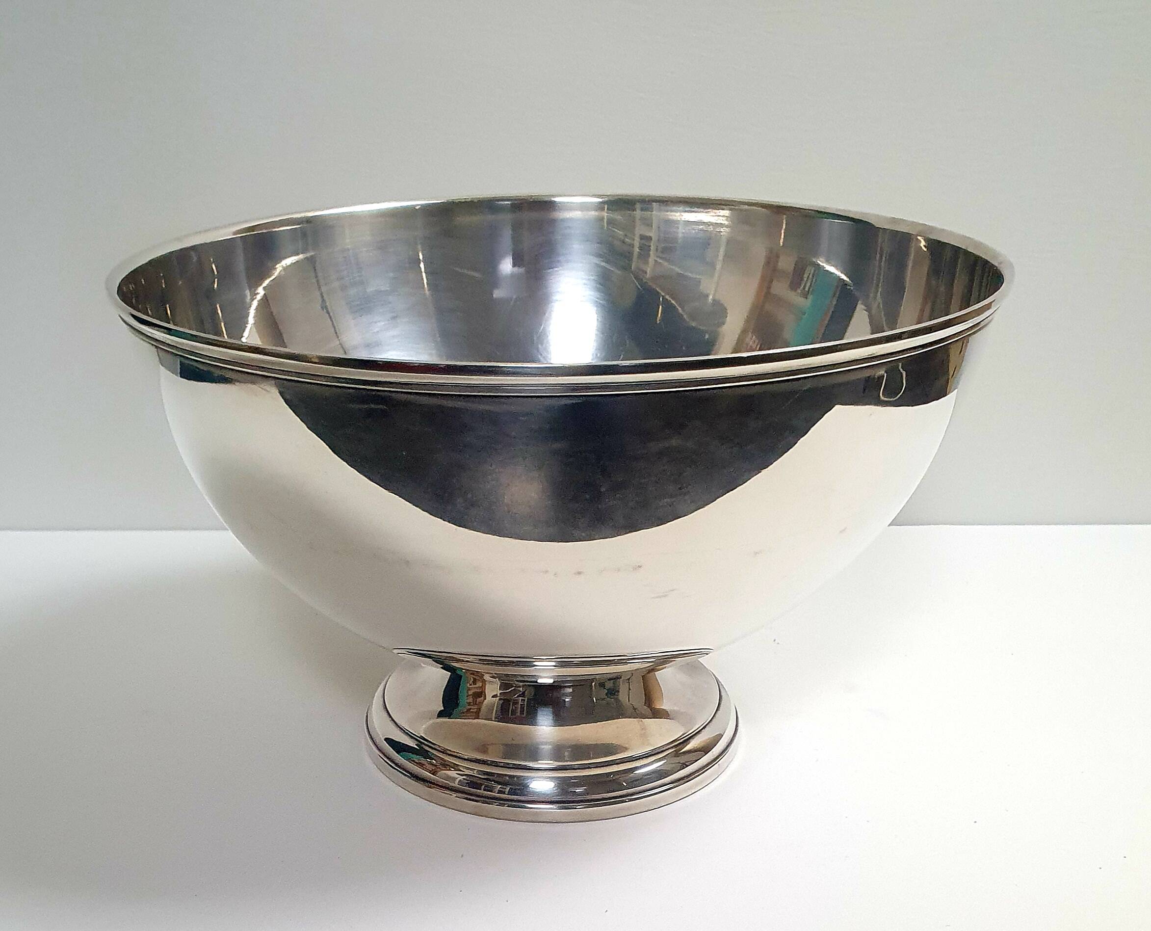 Large silver metal champagne basin