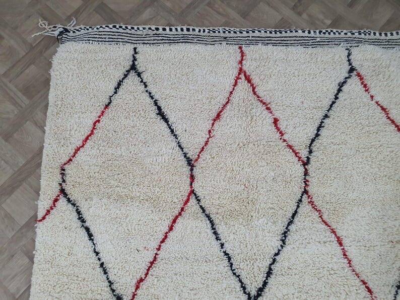 Large handmade Berber rug 200 x 300 cm