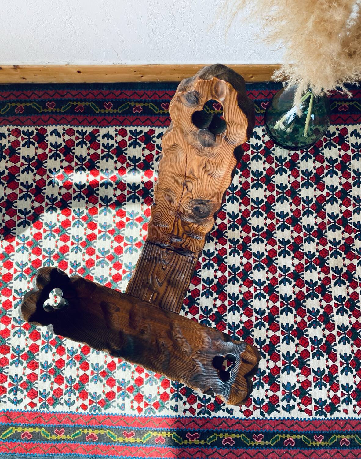 Antique tripod chair