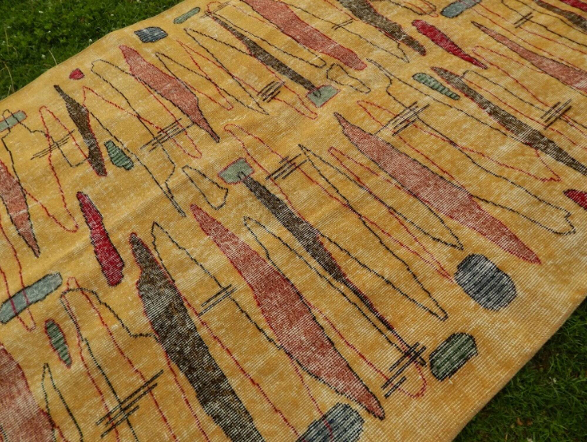 Vintage handmade Turkish rug 153x250 cm