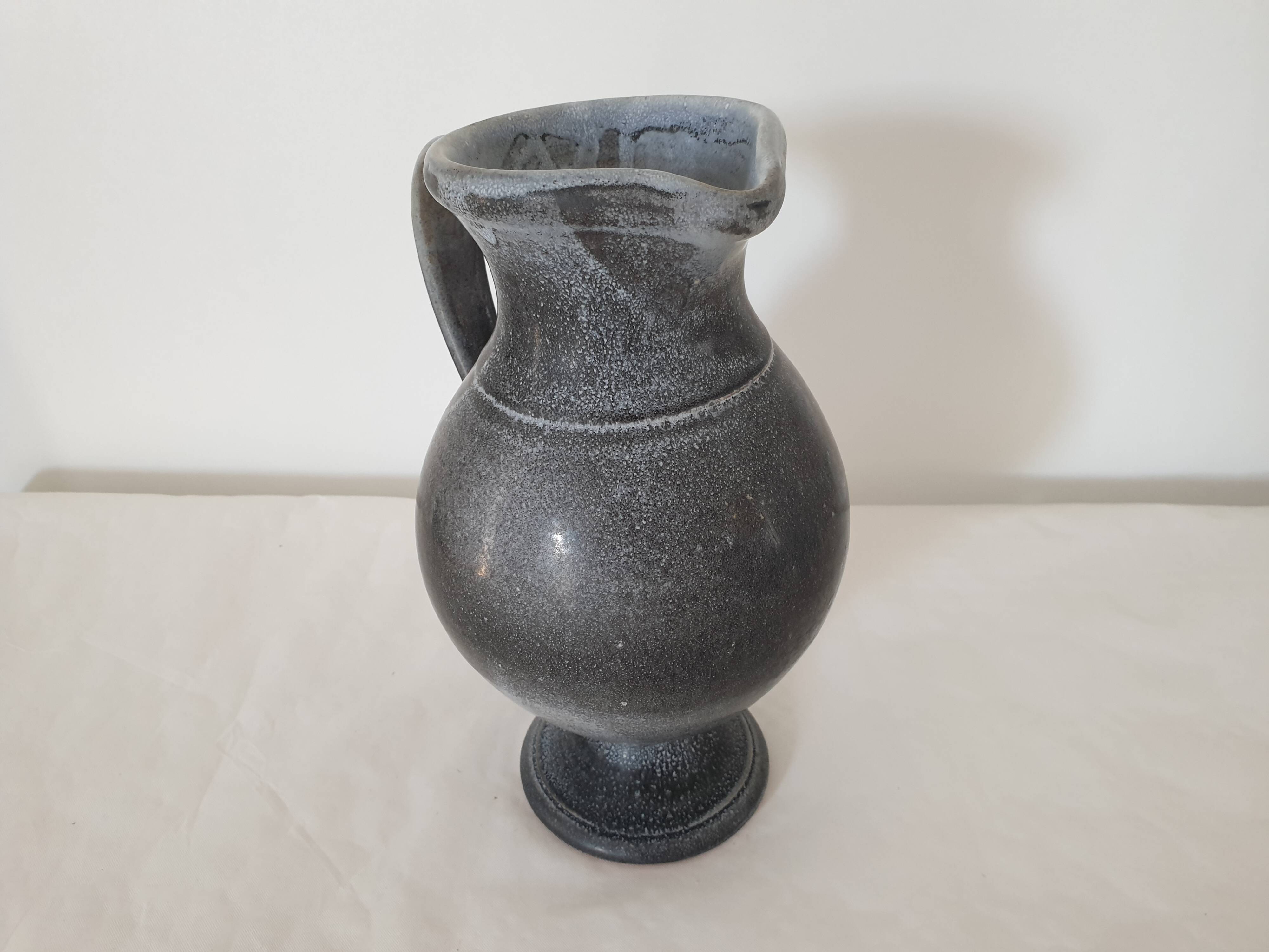 Grey/Black ceramic pitcher signed TL Corti - height 25cm
