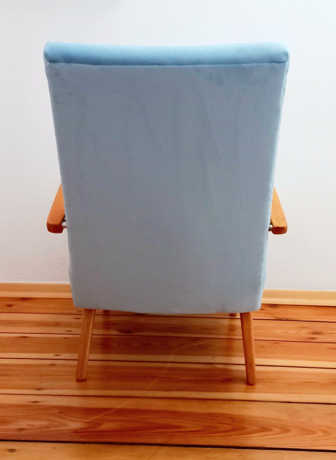 Armchairs by Jaroslav Šmidek for TON, Czechoslovakia, 1960s, Set of 2