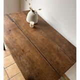 Farm table