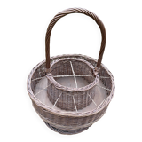 Wicker bottle holder