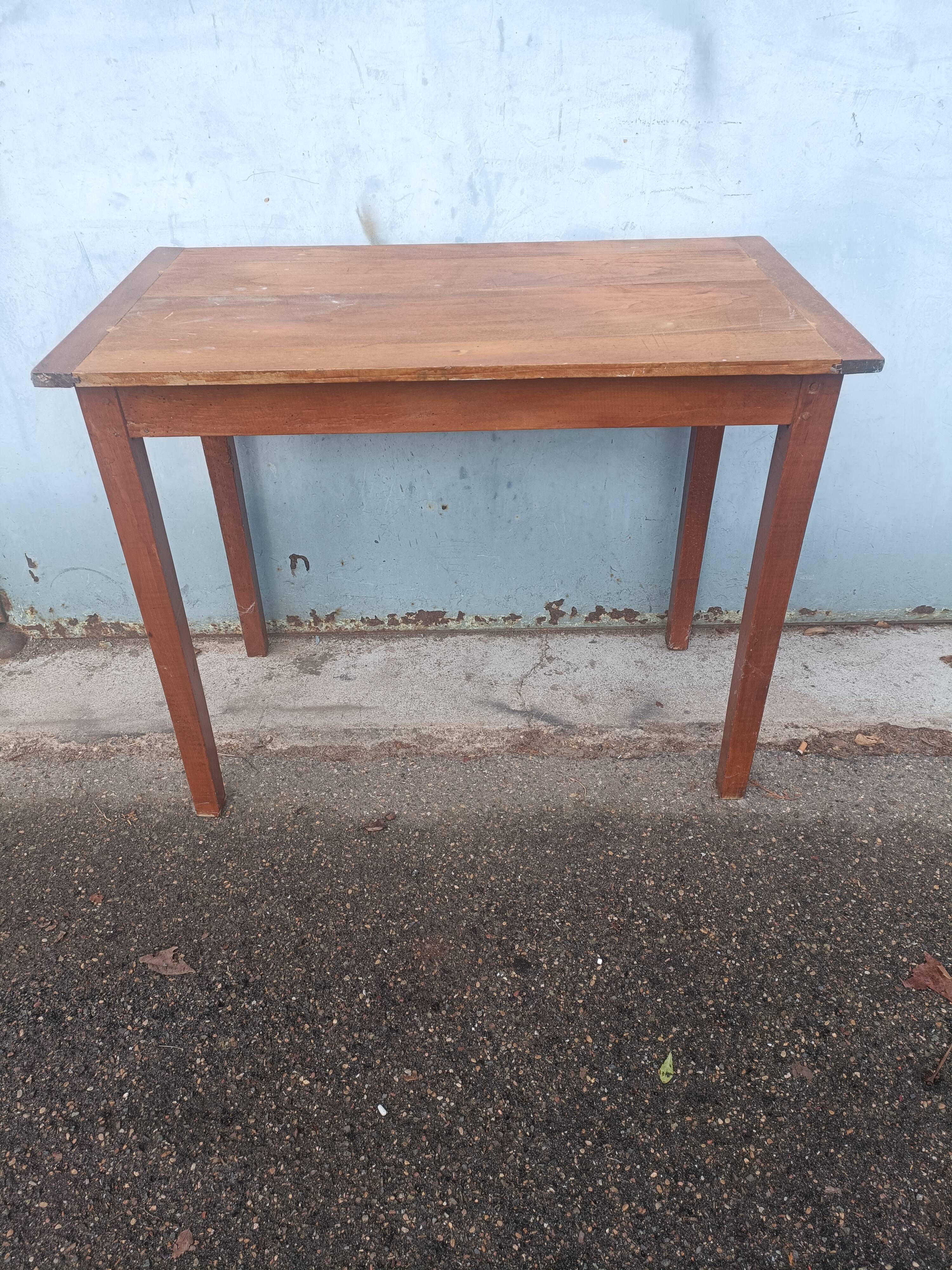 Pine desk early 20th