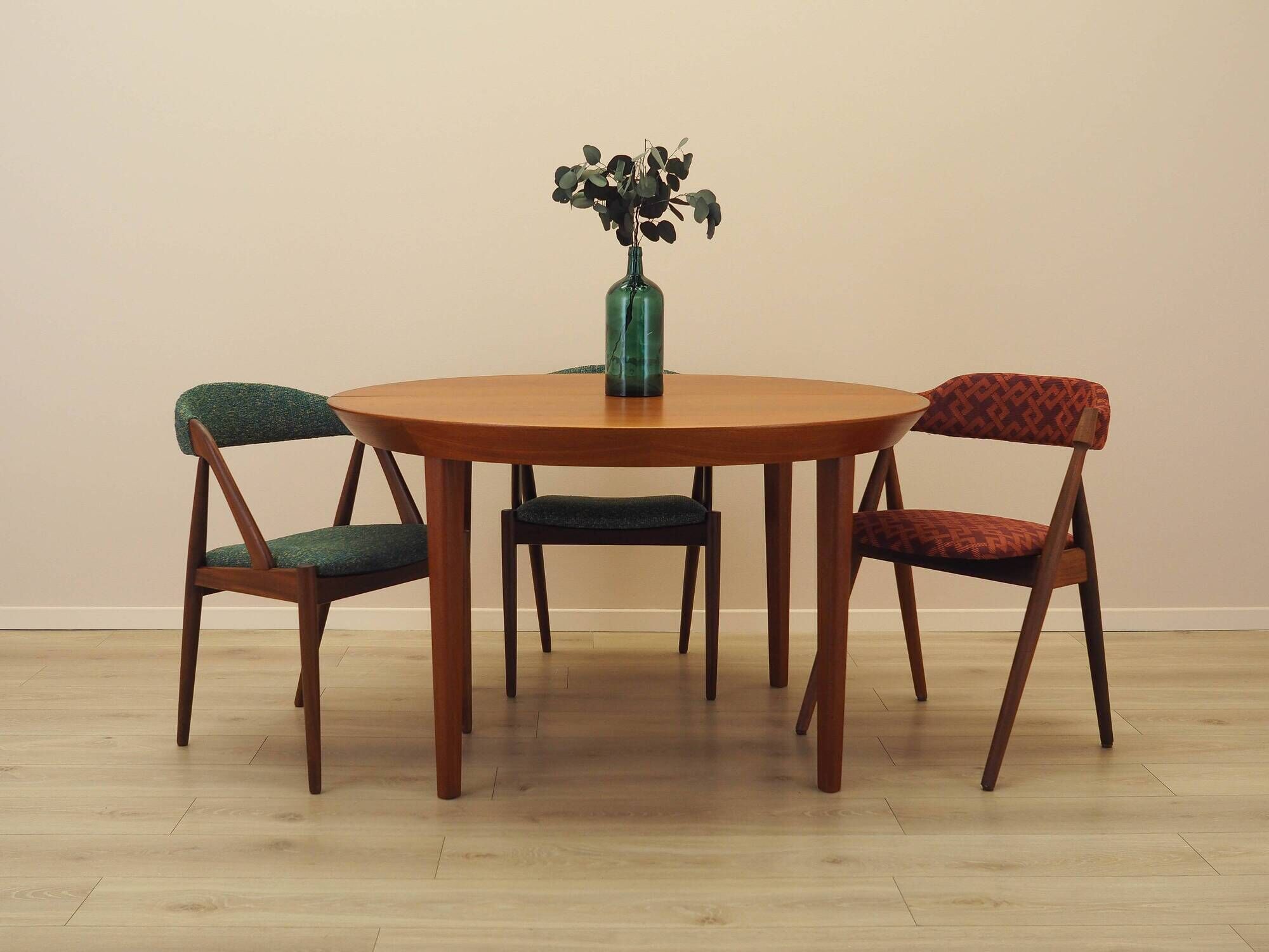 Round teak table, Danish design, 1960s, Gudme Møbelfabrik, Ole Hald