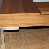 Coffee table model "Chiva" by Boconcept