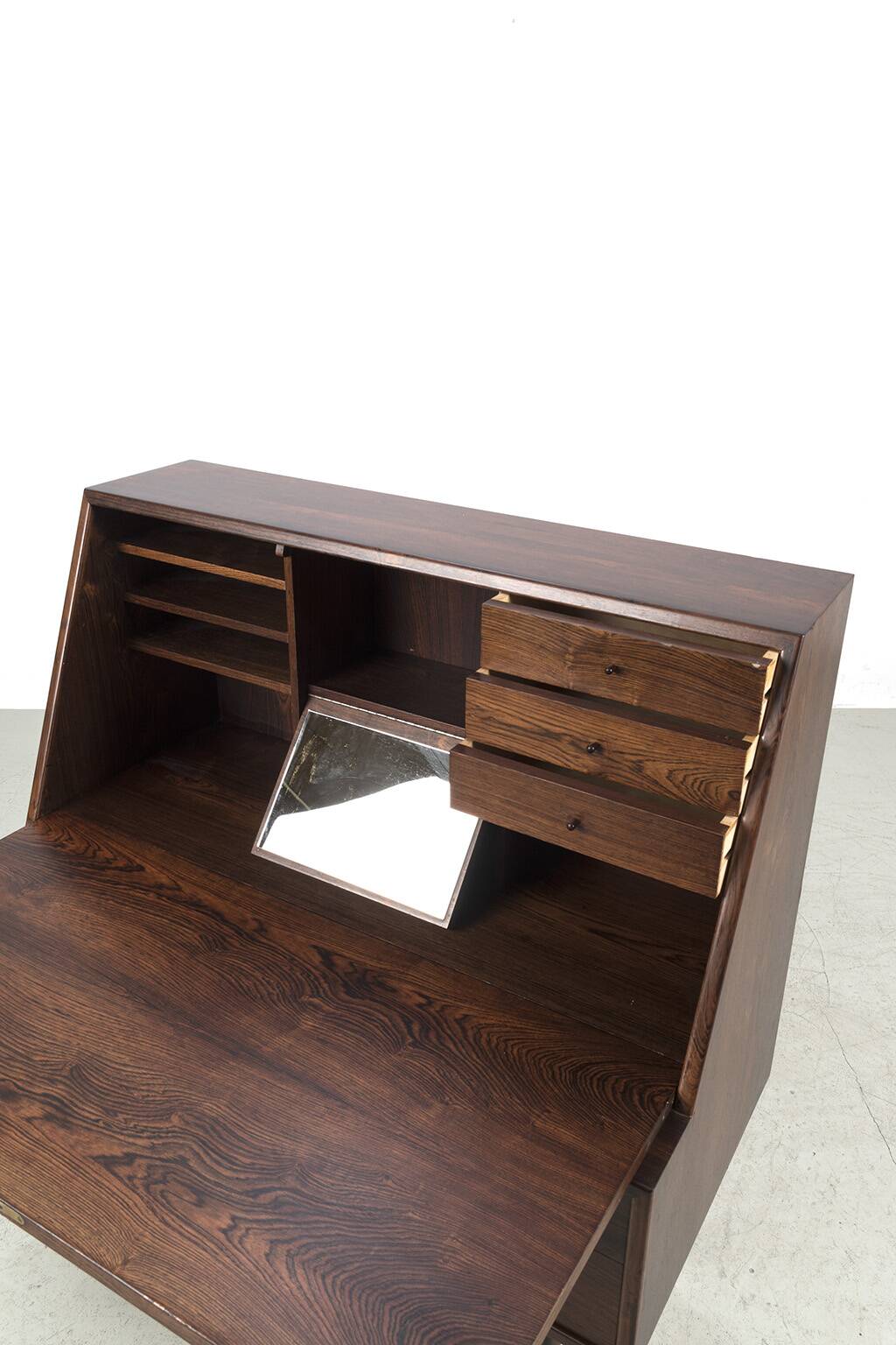 Rosewood secretary IB Kofod Larsen