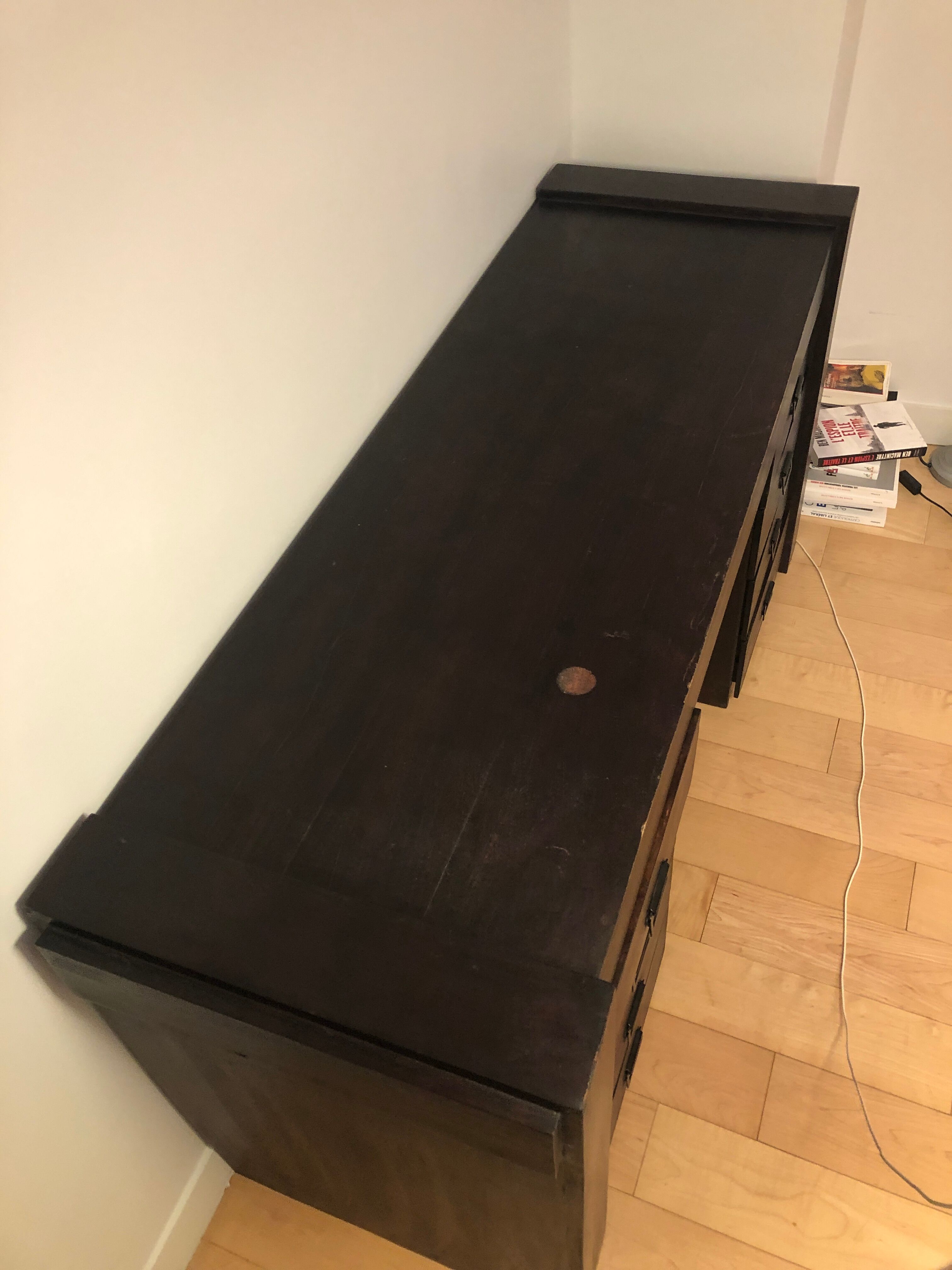 Black acacia desk Kaolin