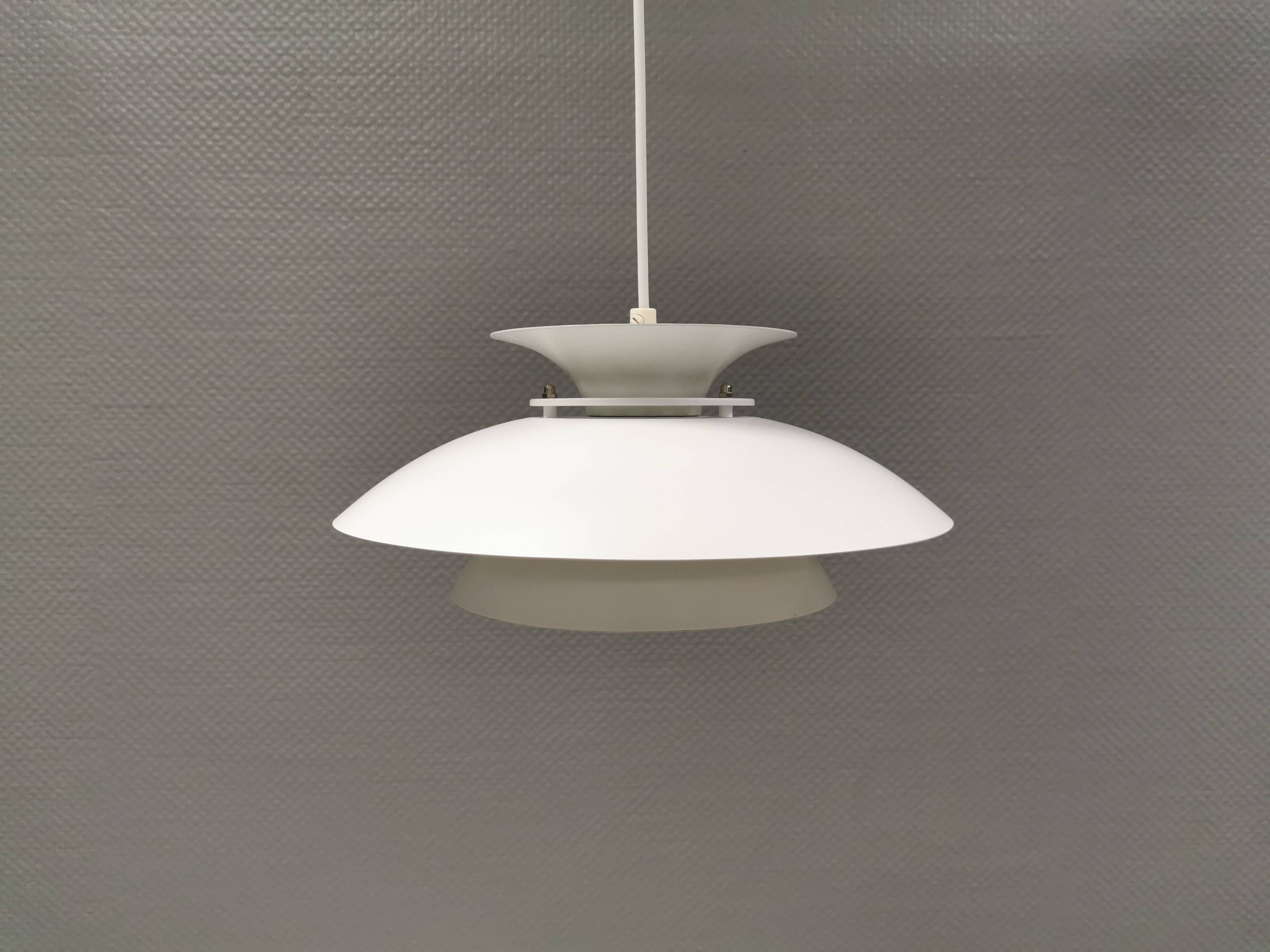White hanging lamp from the 1980s, produced by Form-Light Denmark.