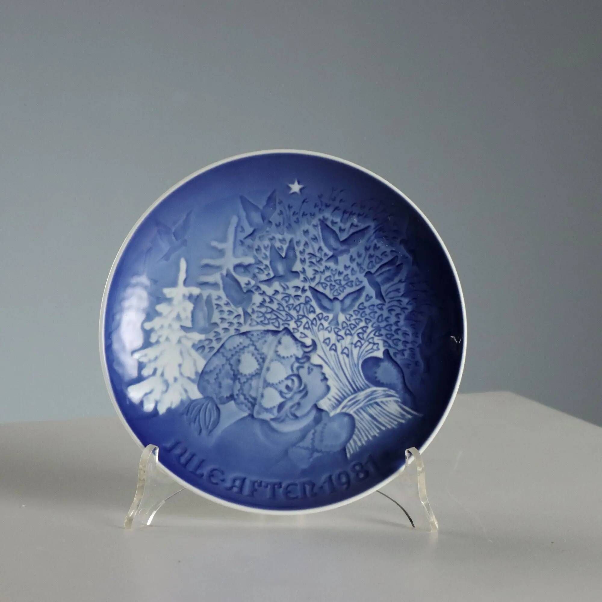 Set of 15 Bing & Grøndahl Copenhagen porcelain plates Denmark '900