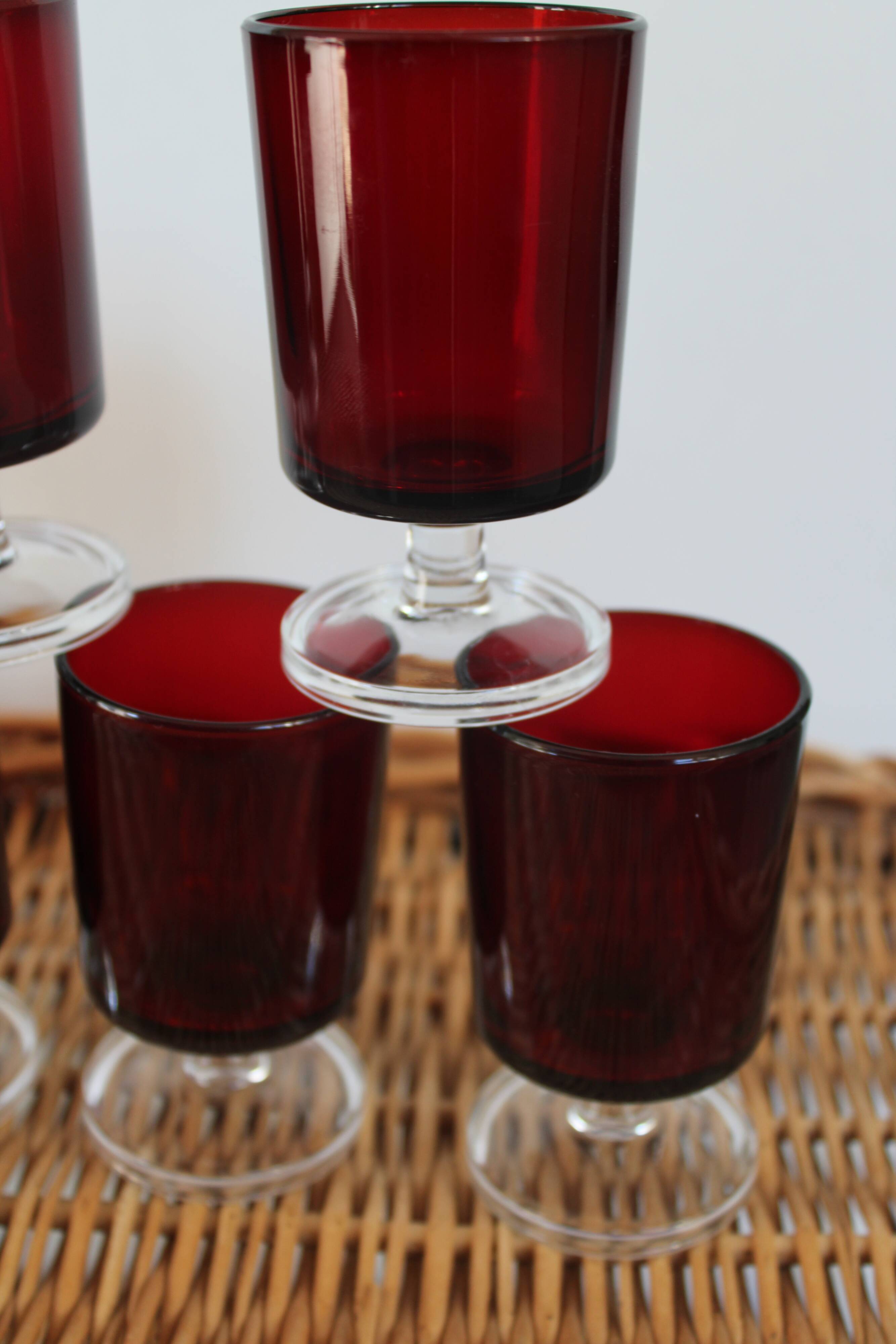 9 verres à vin rouges Luminarc