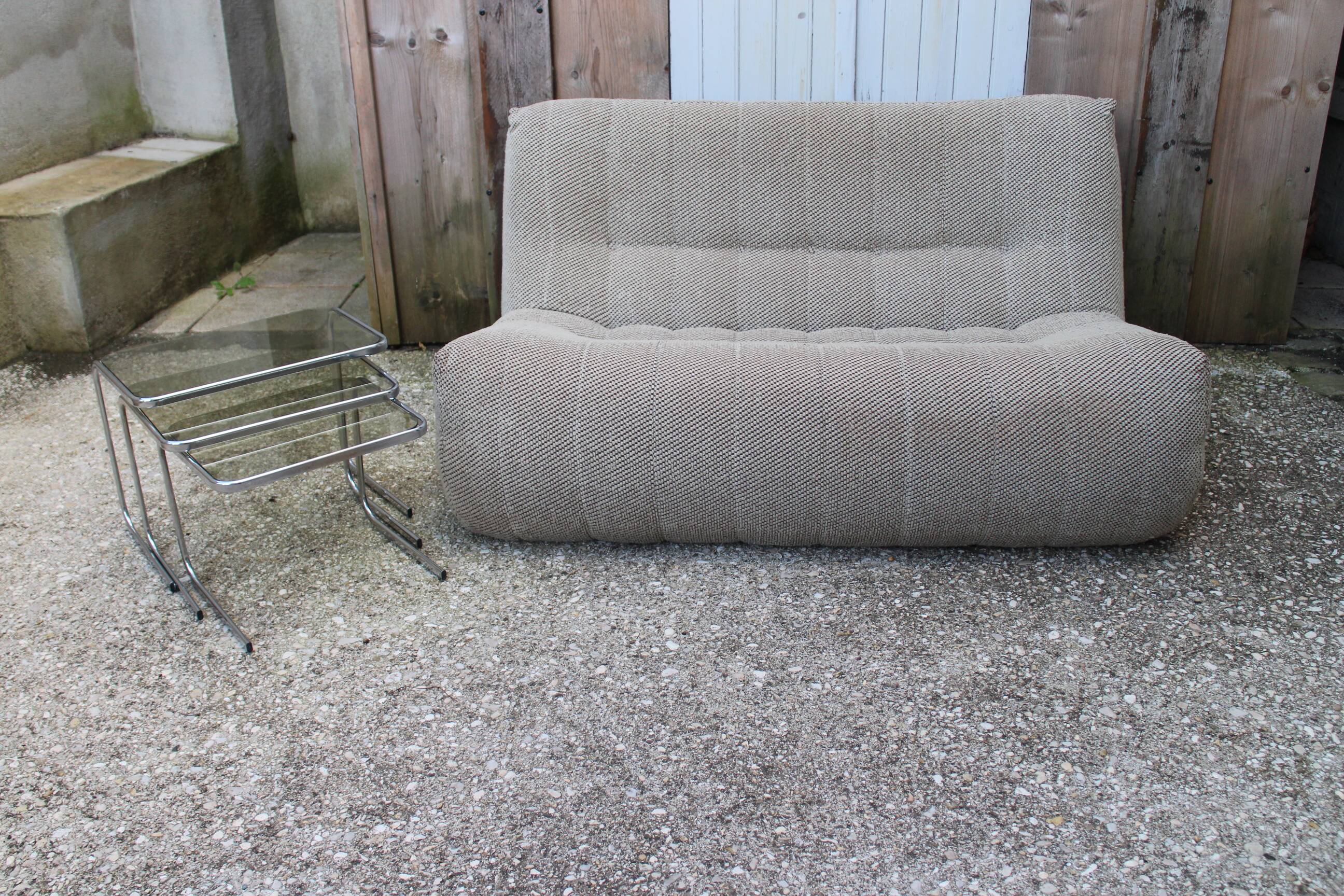 2 seater vintage sofa chair