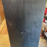 Workshop cabinet