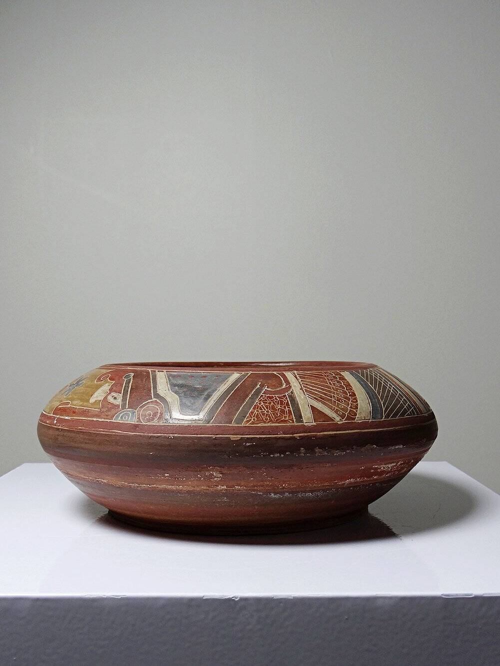 Vintage pre-Columbian style handcrafted ceramic decorative bowl