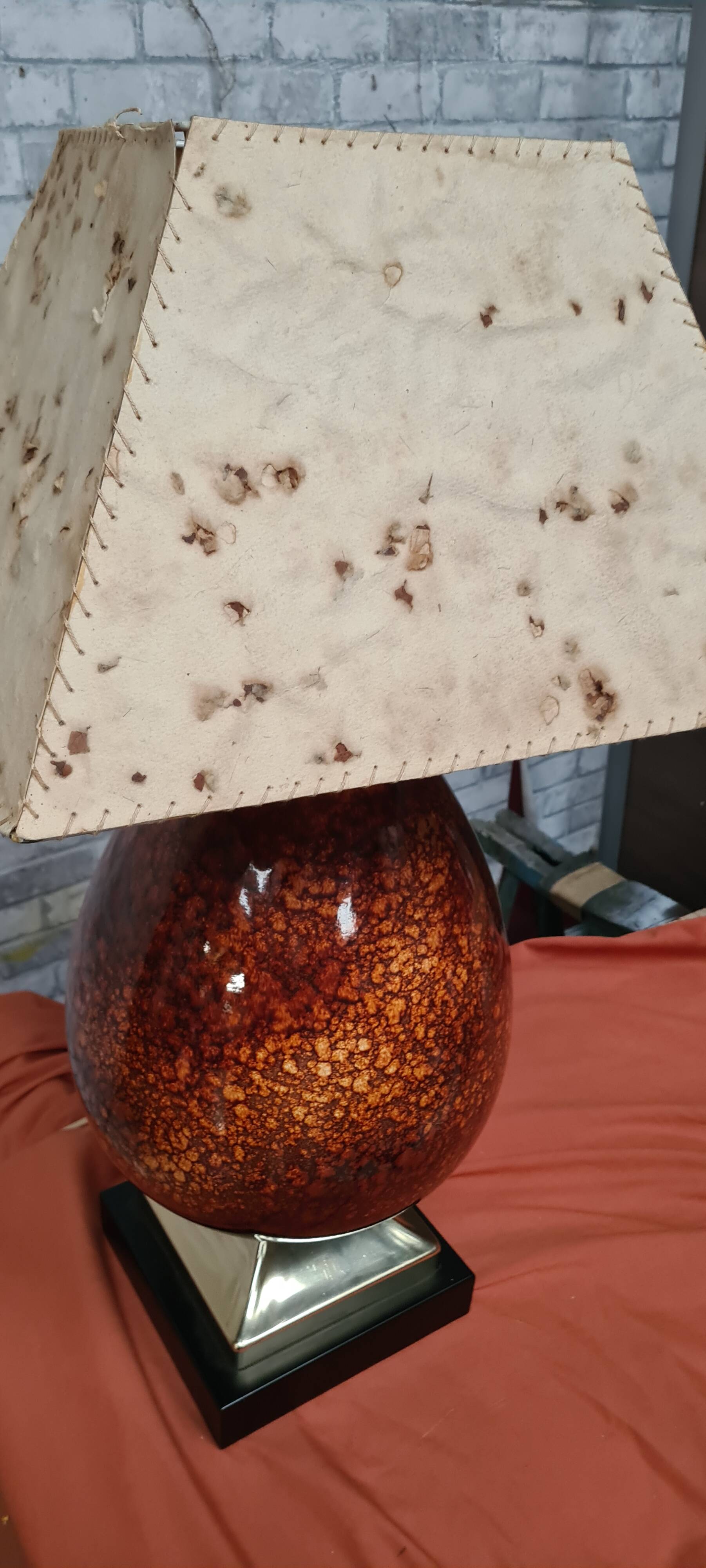 Lampe en céramique, abat-jour en parchemin, 1970