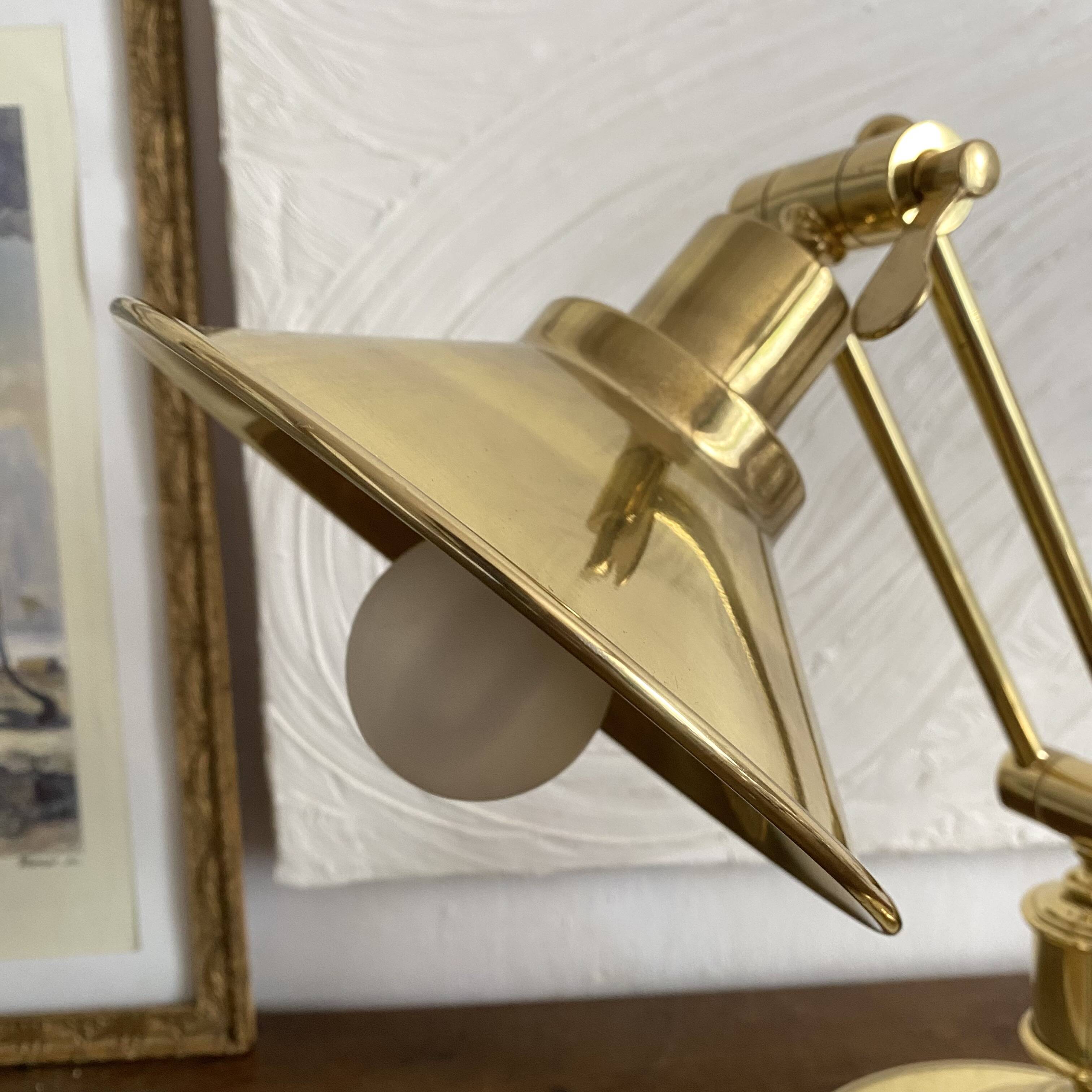 Adjustable Italian desk lamp