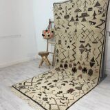 Moroccan Berber rug 305x136cm