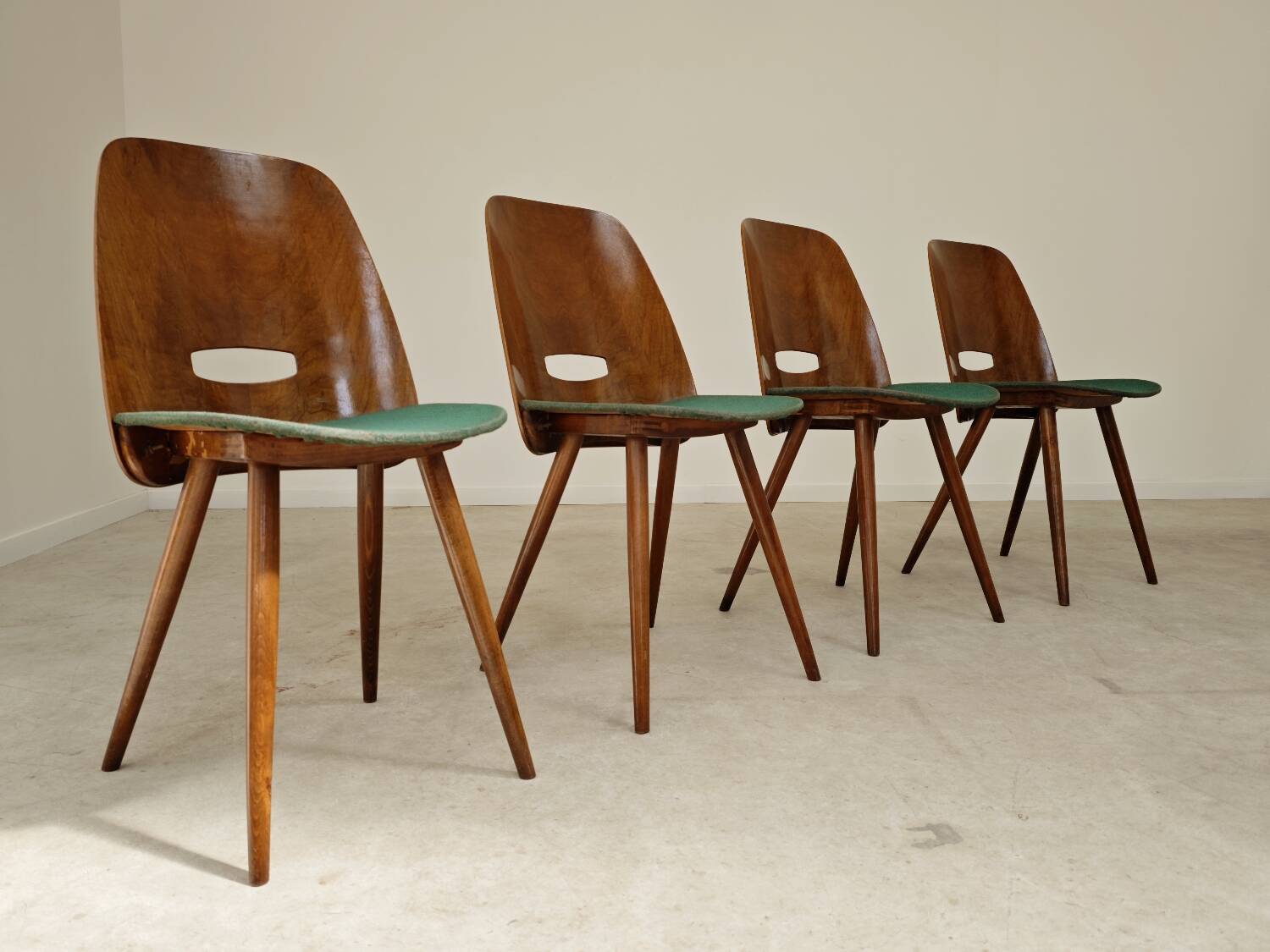Set of 4 Lollipop chairs by Frantisek Jirak for Tatra 1960