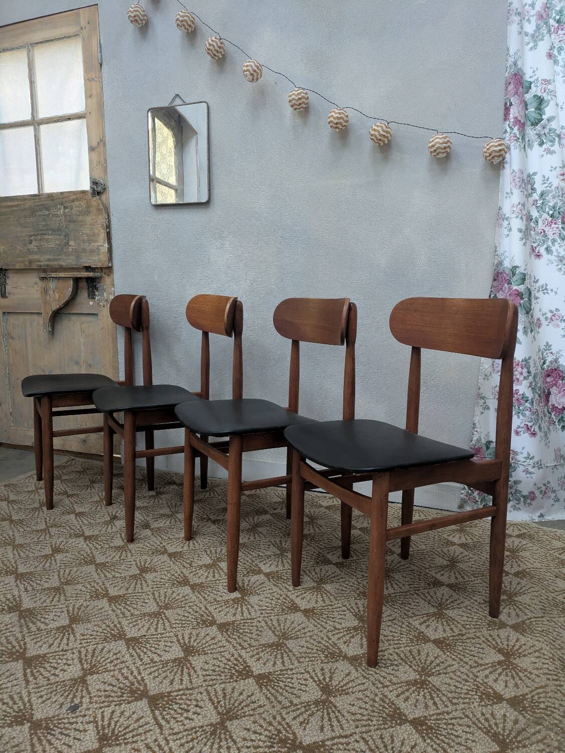 Gessef chairs