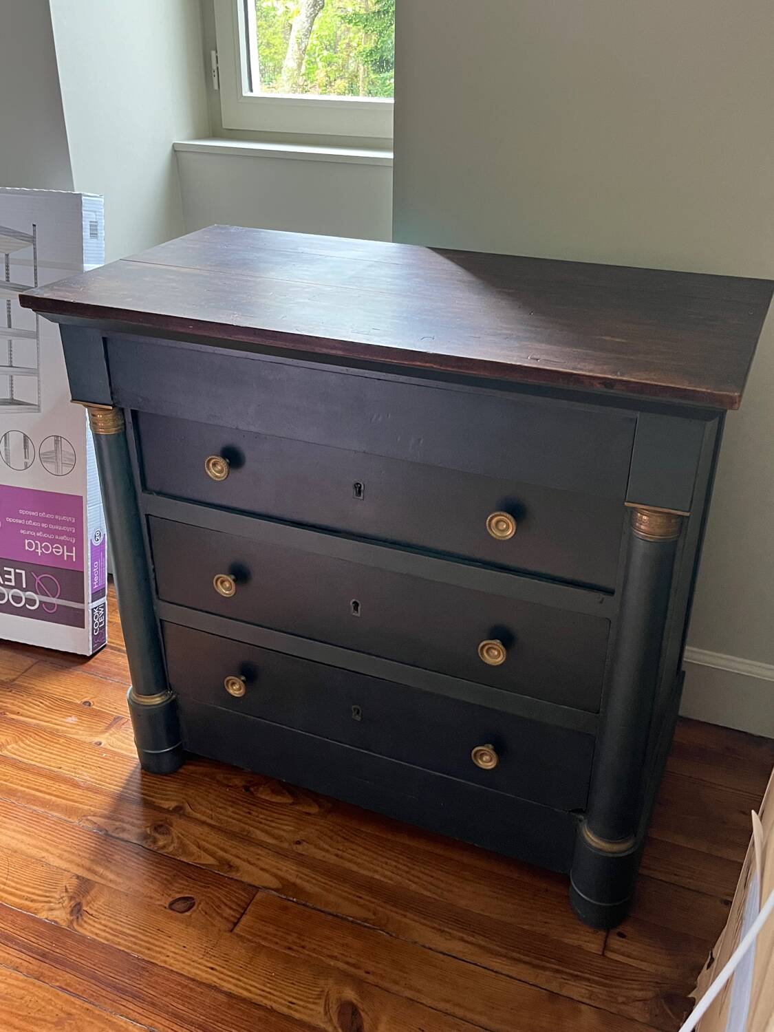 Commode vintage style empire rénovée