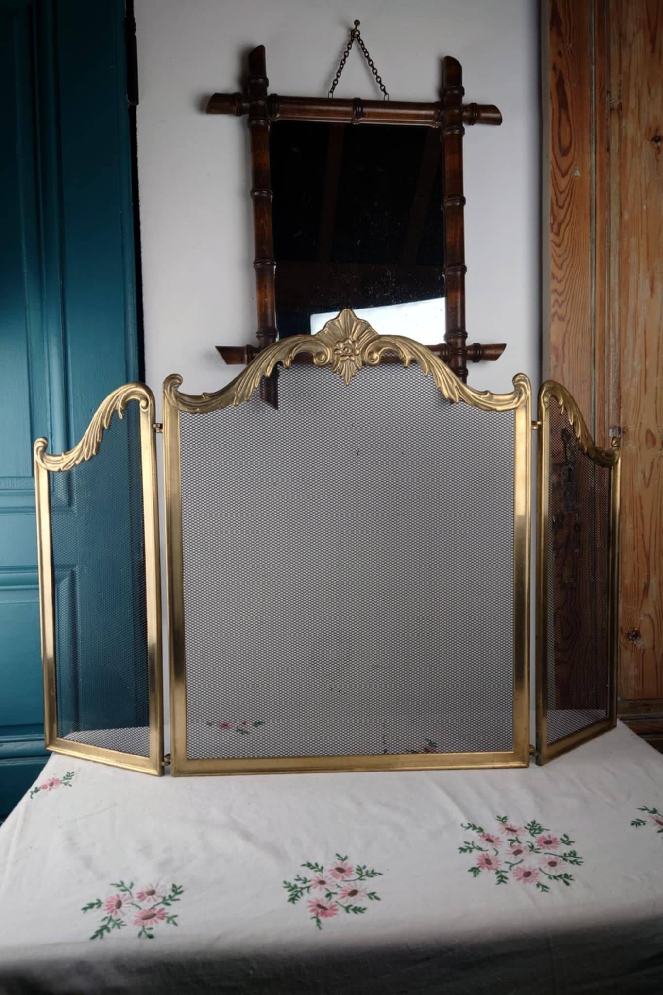 Antique Brass Fire Screen, Louis XV Style, L 83 cm / H 55 cm