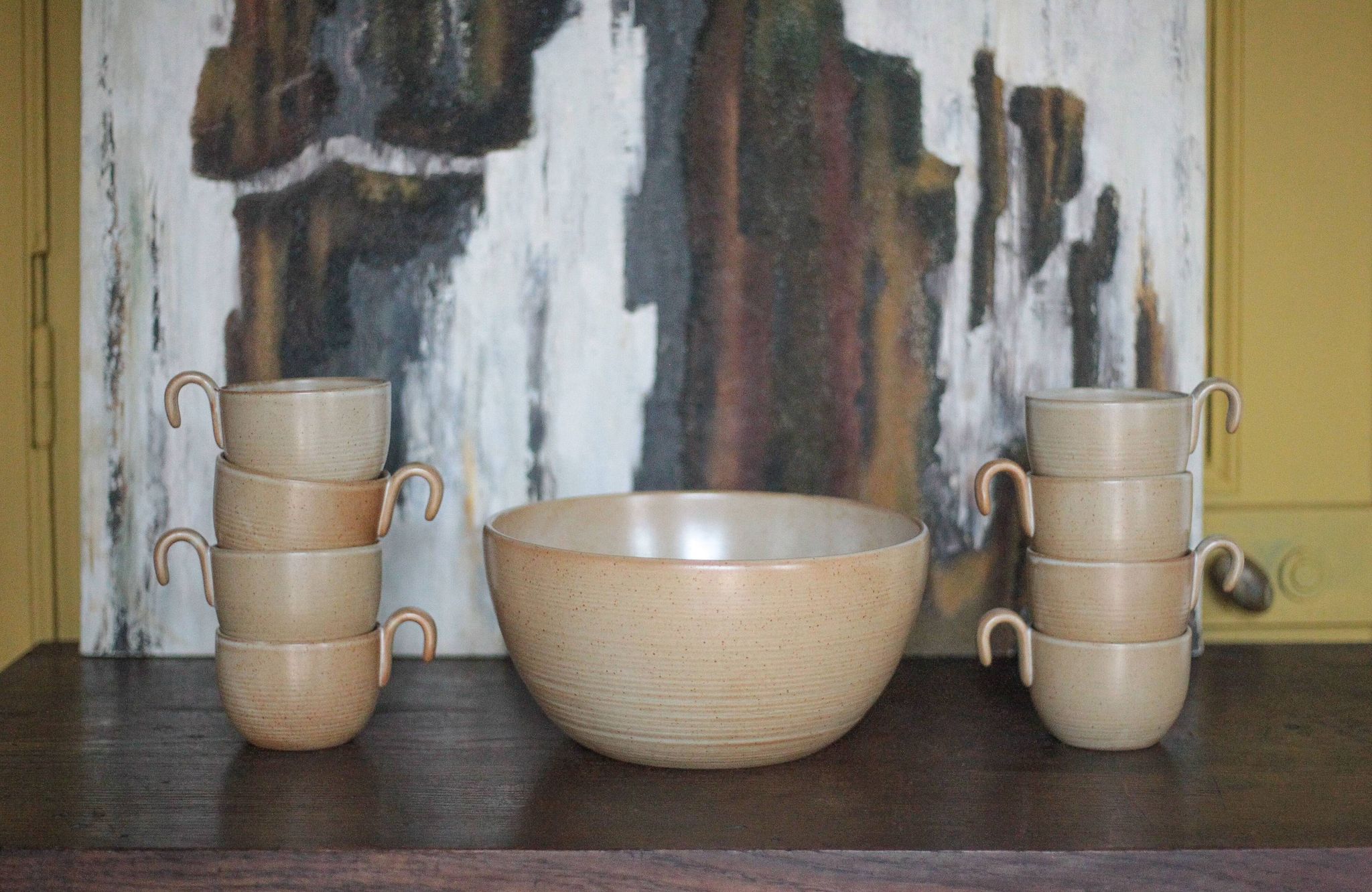 Service stoneware Village France salad bowl and its 8 cups, sangria service or