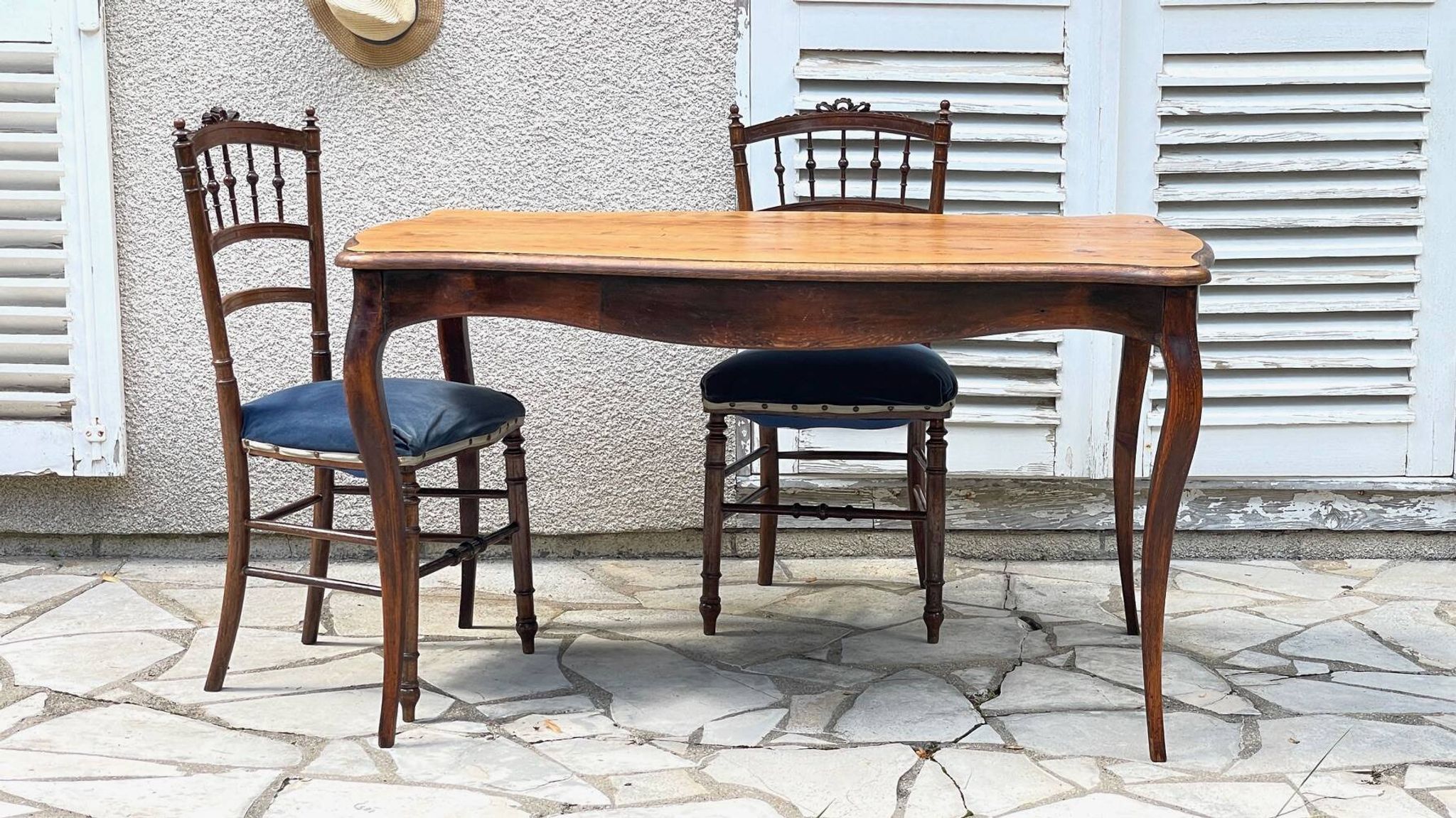 TABLE BUREAU Pieds Courbés