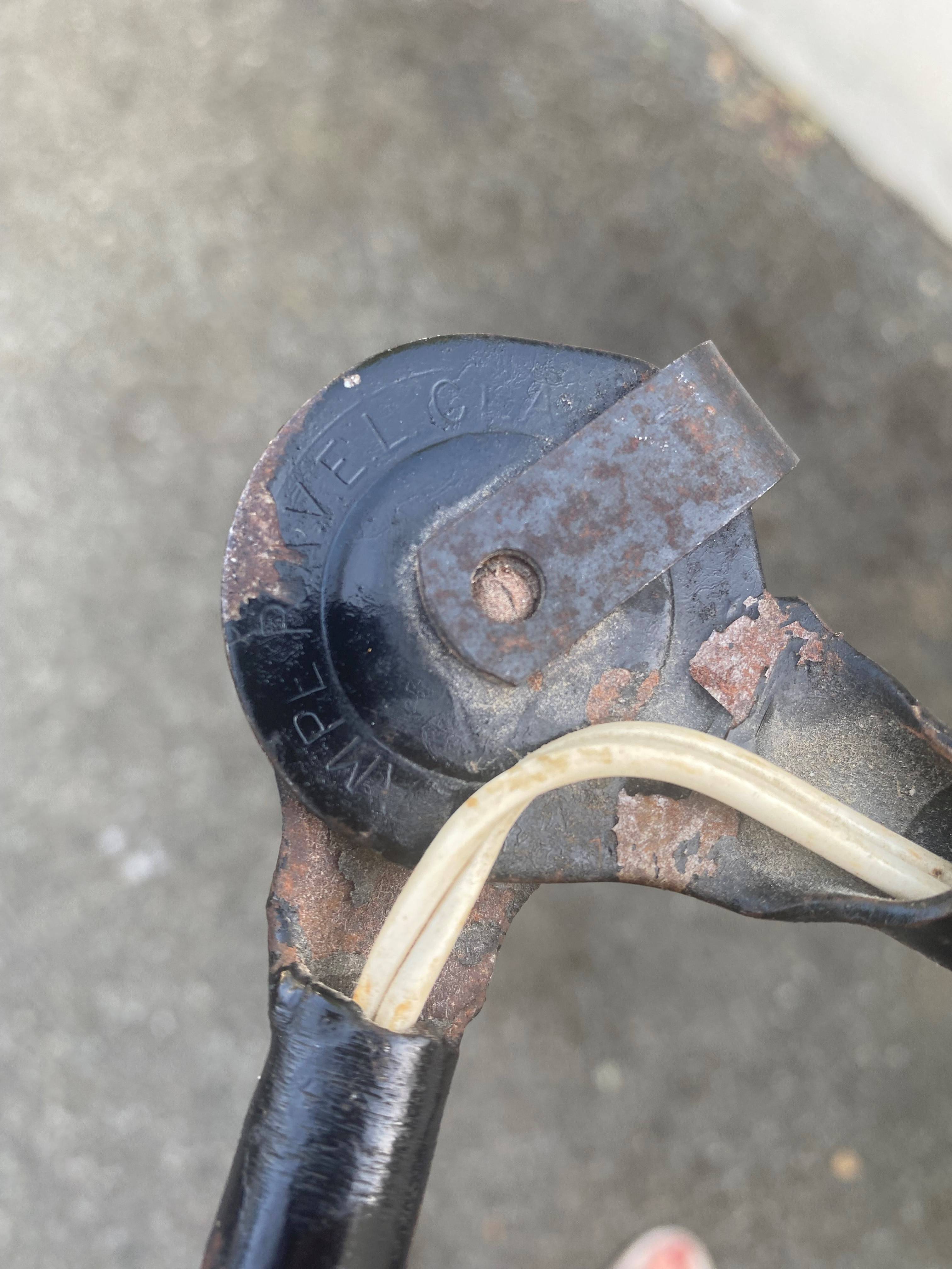 Oil lamp n°201 Bernard-Abin gras 1930