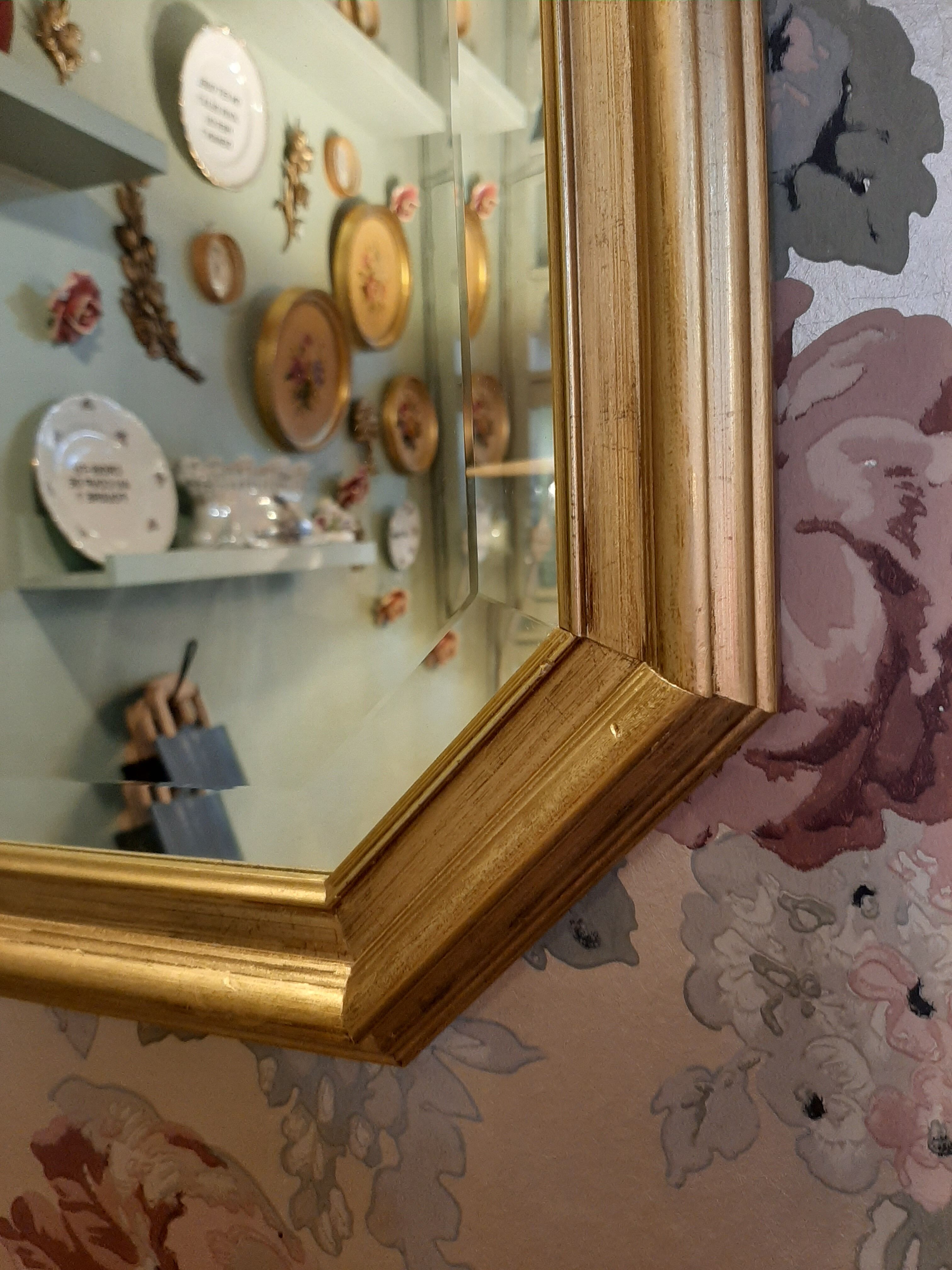 Gilded wooden mirror 43x57cm