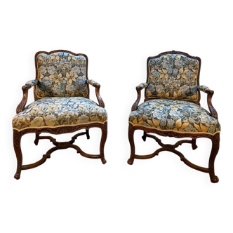 Paire de fauteuils Régence