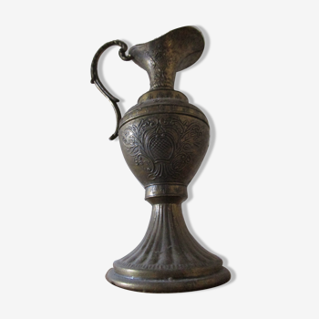 Pitcher Brass vase with 1 handle