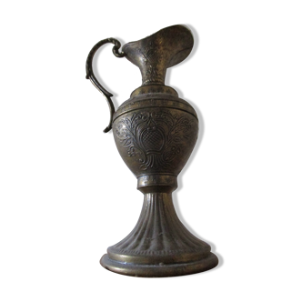 Pitcher Brass vase with 1 handle
