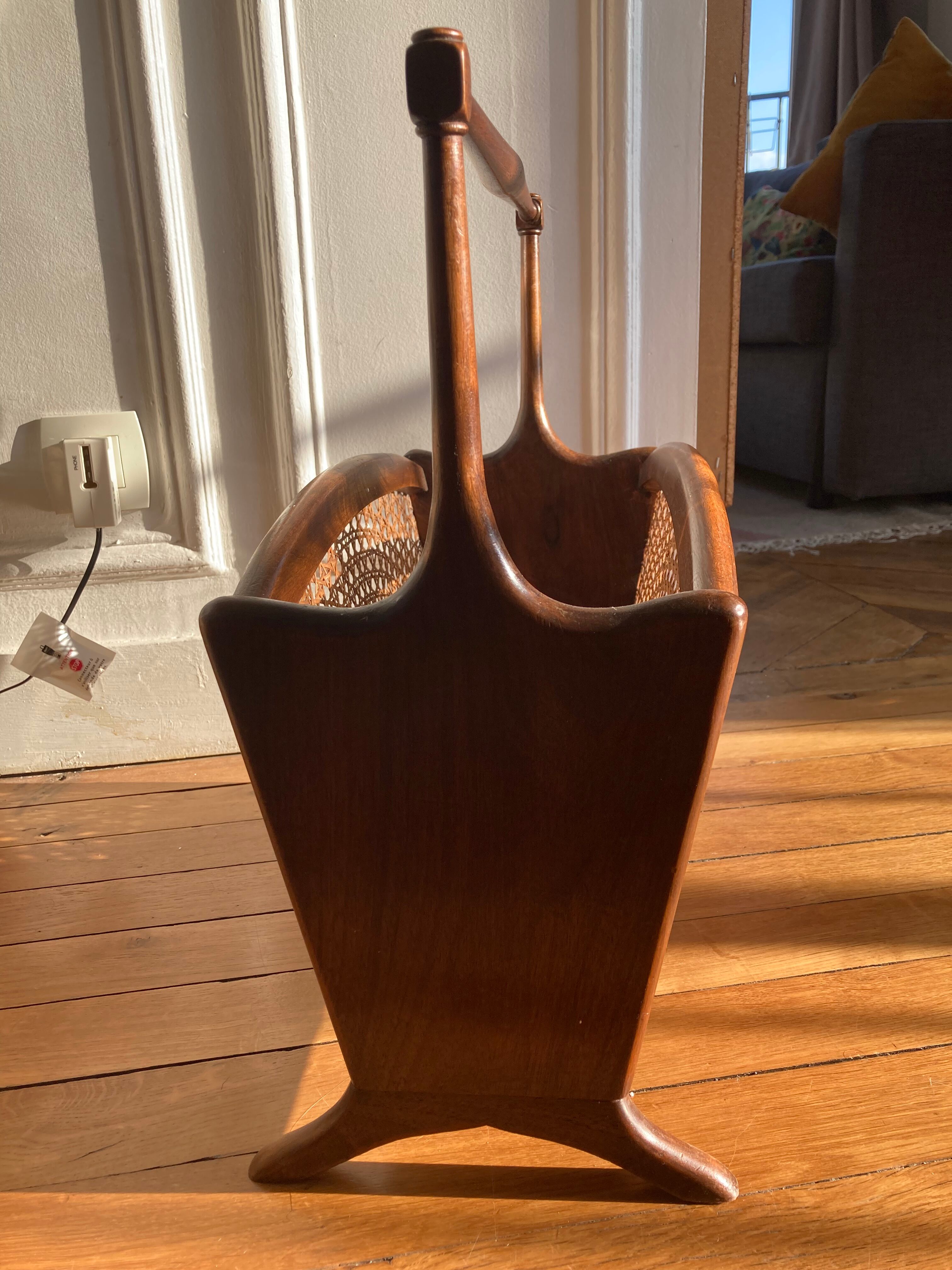 Canework magazine holder