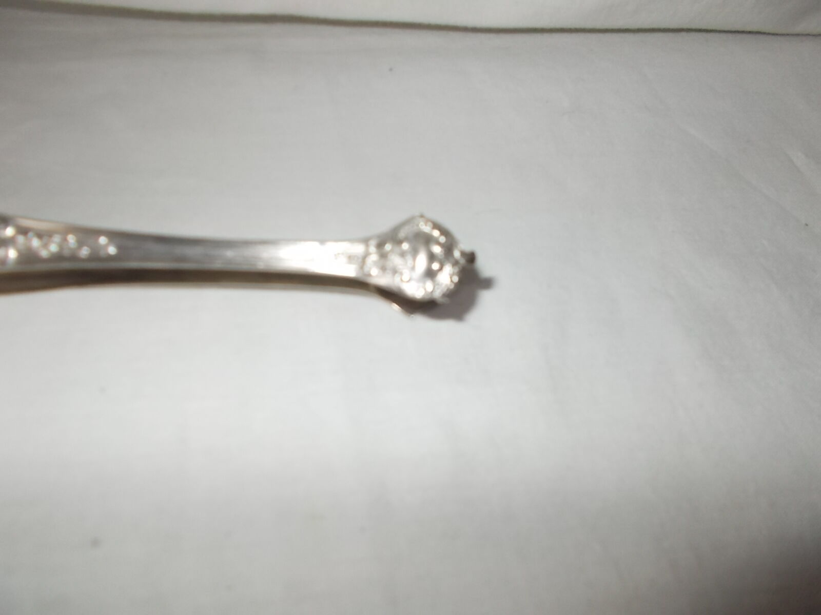 Silver metal sugar pinch
