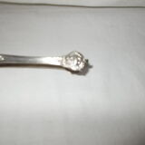 Silver metal sugar pinch