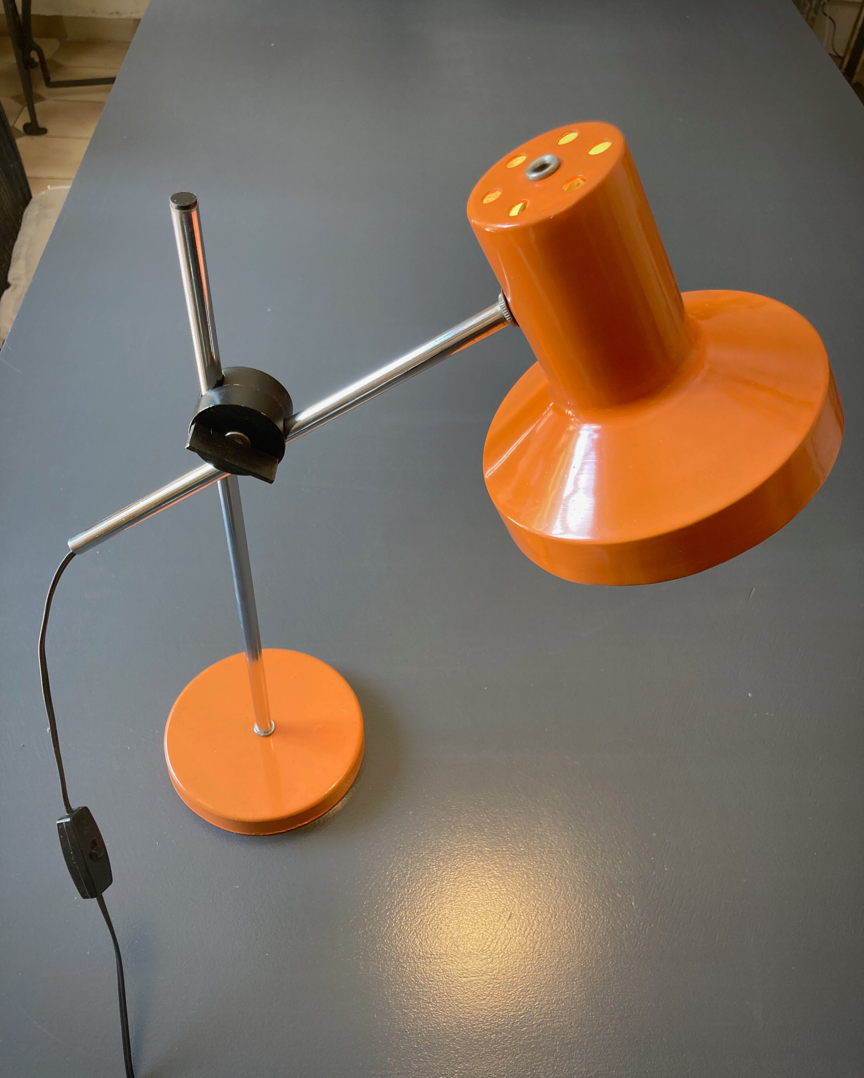 Lampe design avant-gardiste des années 1950