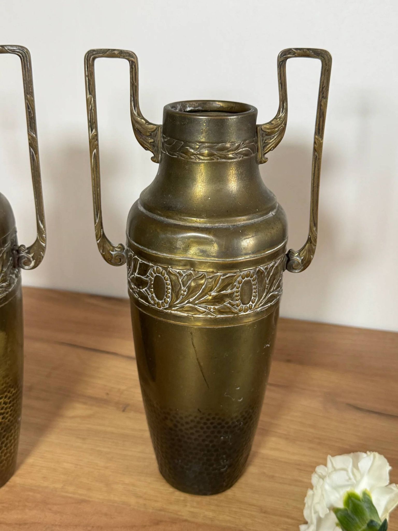 Vases amphores laiton