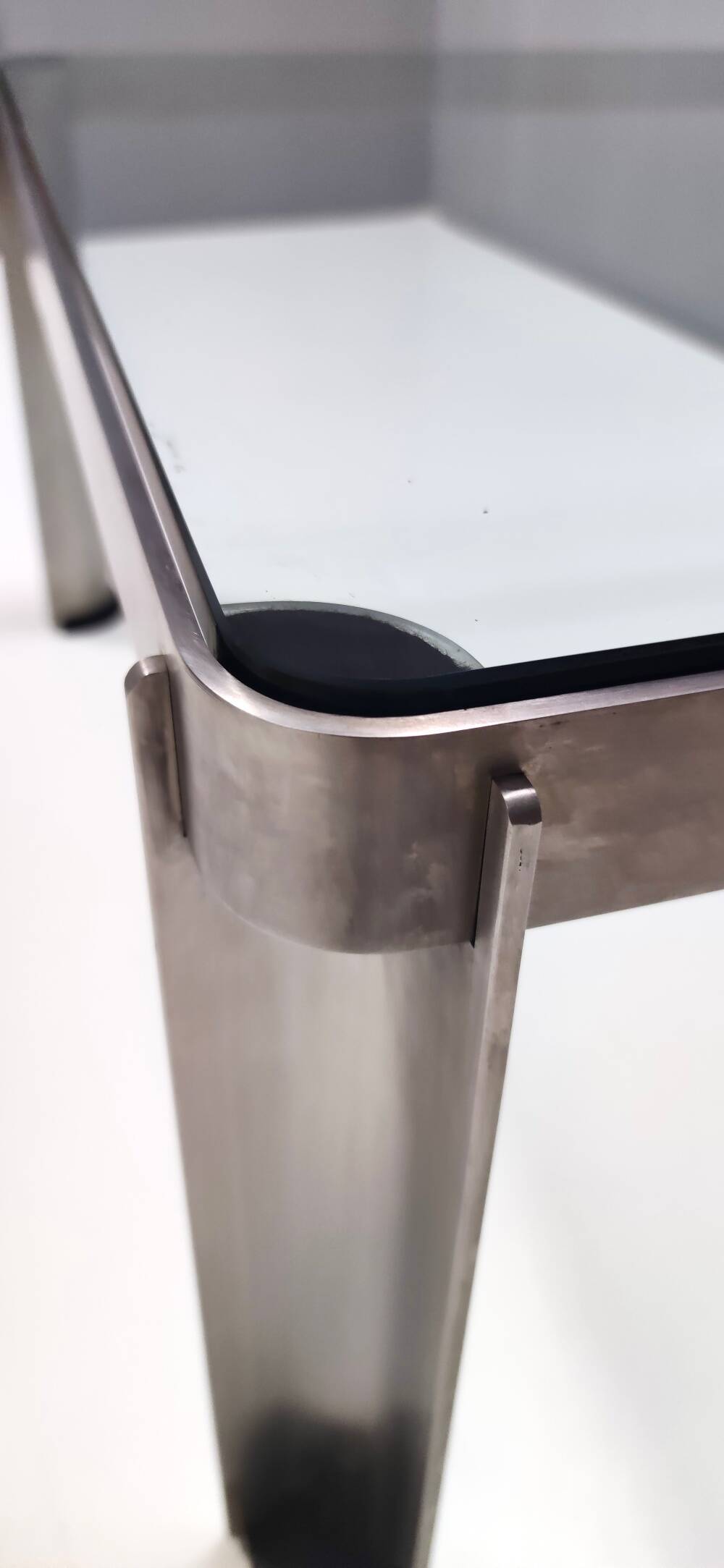 Osvaldo Borsani for Tecno, Steel and Thick Crystal Coffee Table Mod. T113