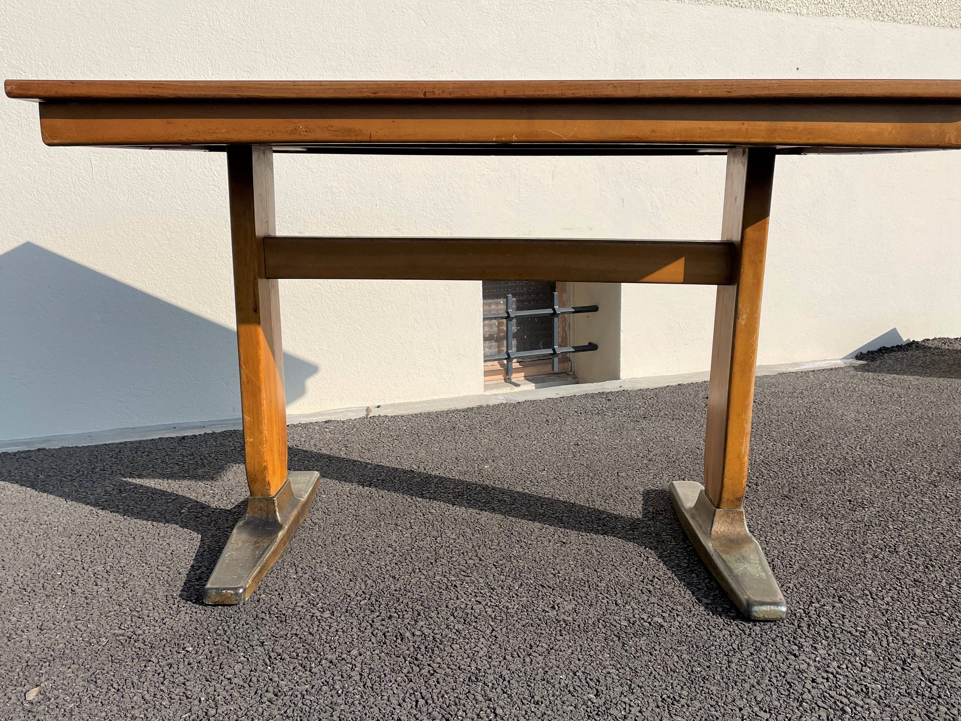 Vintage 4 seater bistro table