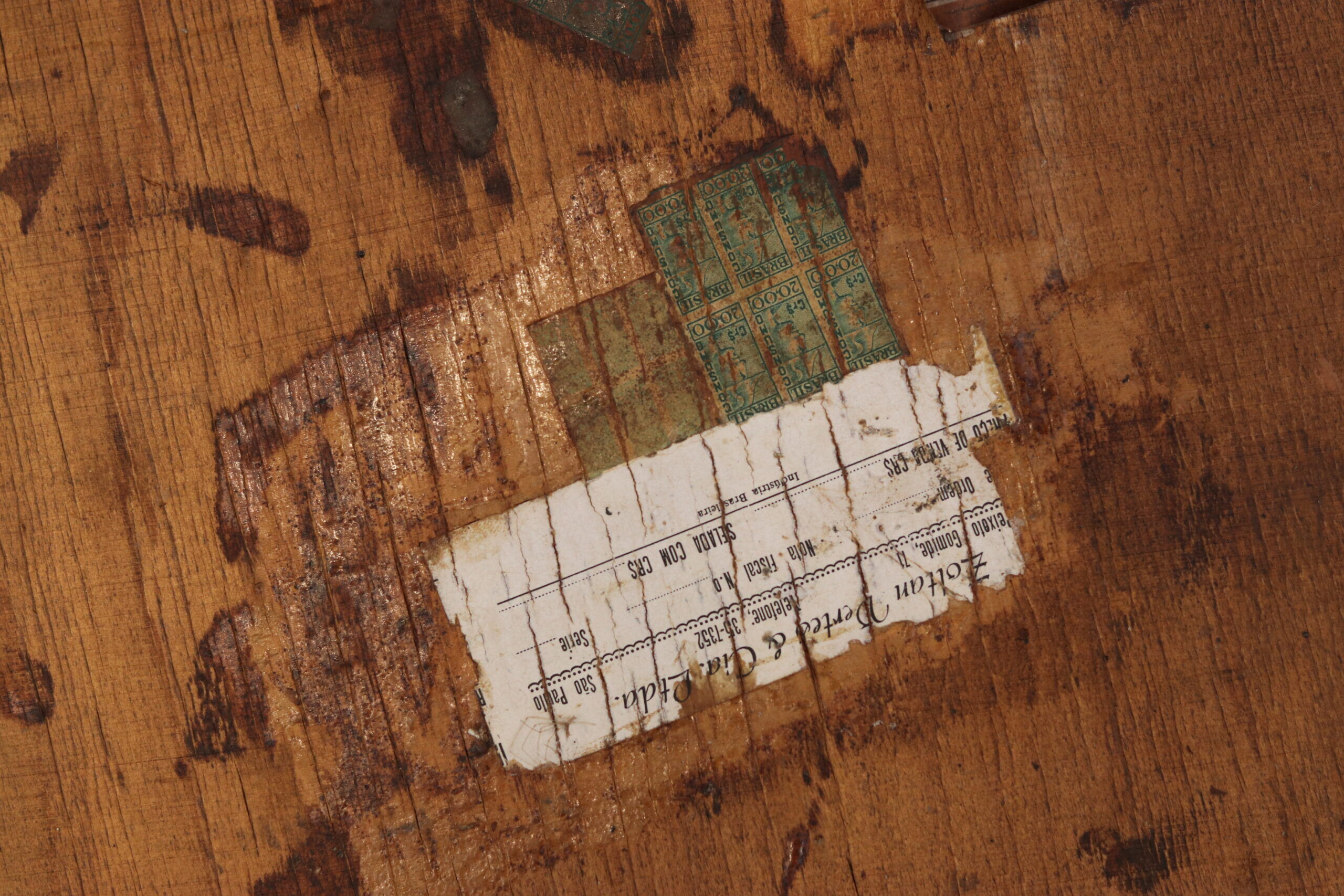 Table basse brésilienne signée Zoltan Vertes, années 50
